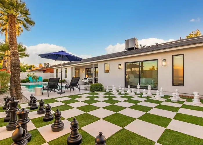 Lux Family Retreat-free Htd Pool-3 En-suites Scottsdale