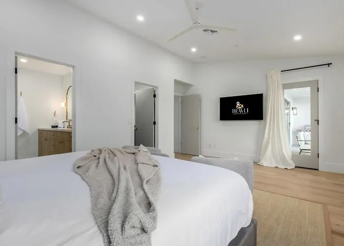 Lux Family Retreat-free Htd Pool-3 En-suites Dom wakacyjny *